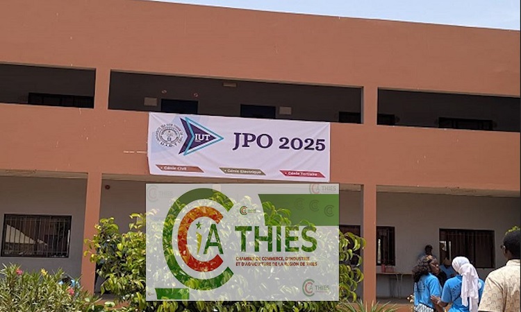 Lire la suite à propos de l’article Compte Rendu de l’Exposition lors des Journées Portes Ouvertes de l’IUT de l’Université de Thiès – Édition 2025